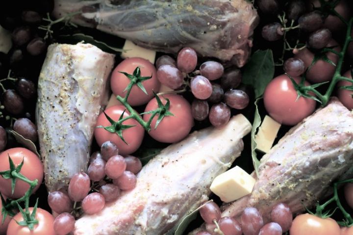 Lamb shanks with pomegranate and lemon (vintage)