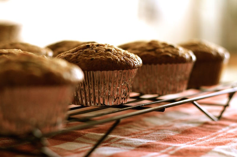 banana-and-cacao-nib-muffins-cooling