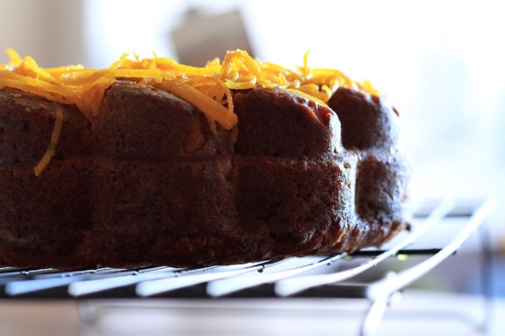 Orange, Yoghurt and Semolina Cake