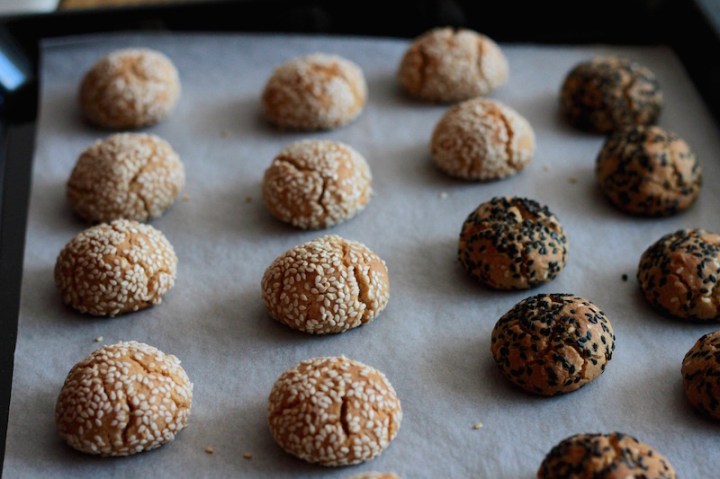 Tahini Cookies freshly baked 2