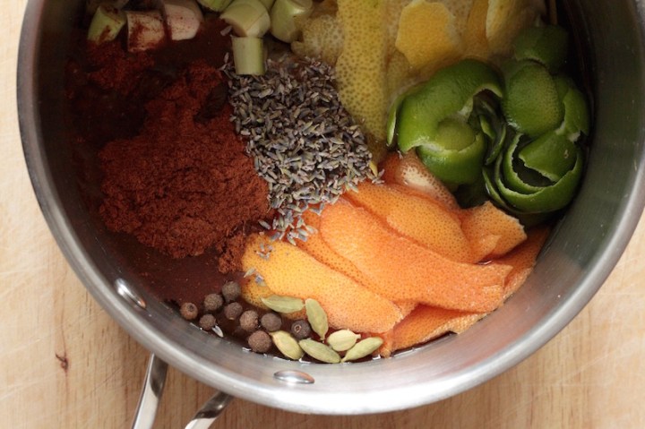 Making homemade tonic syrup