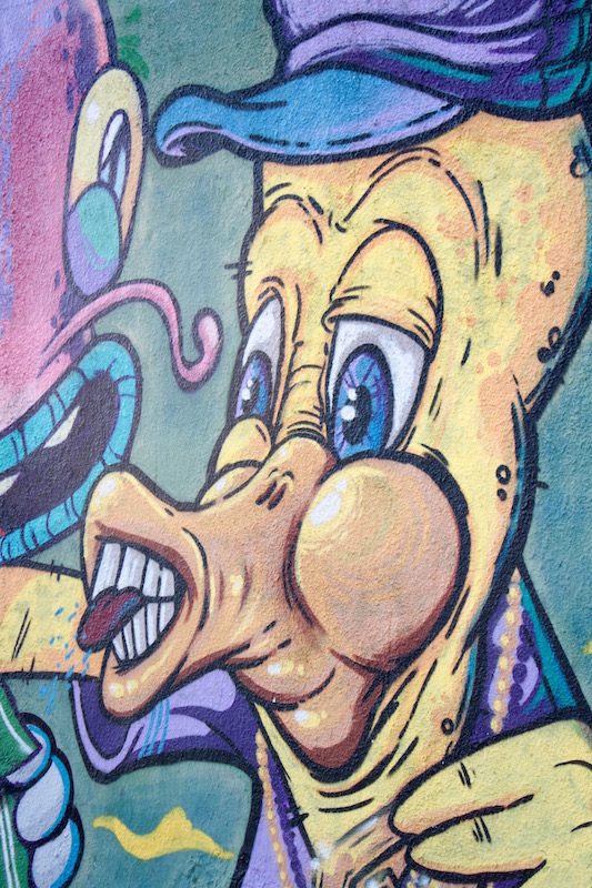 Detail of mural in Villa Urquiza