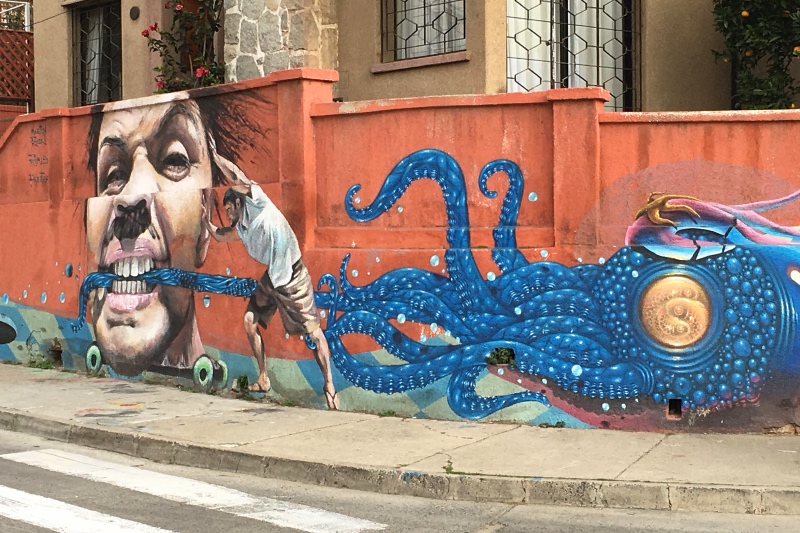 Street art in Valparaiso - mural by Martin Ron