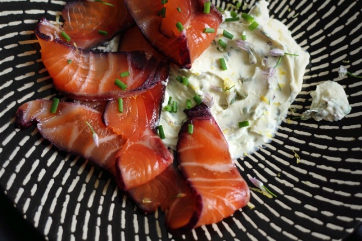 Blackcurrant-cured salmon with herb and lemon cream cheese
